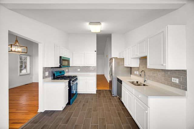 12 Iliad Drive, Tinley Park, IL 60477