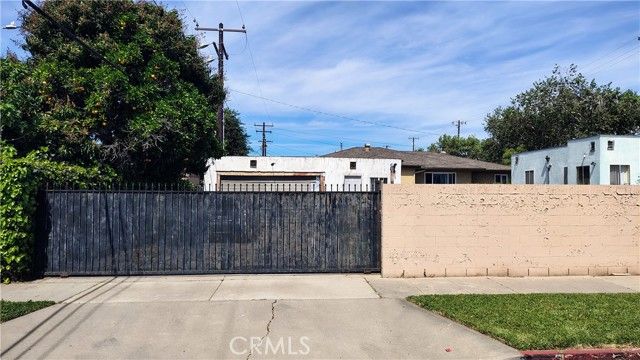 920 S Flower, Santa Ana, CA 92703