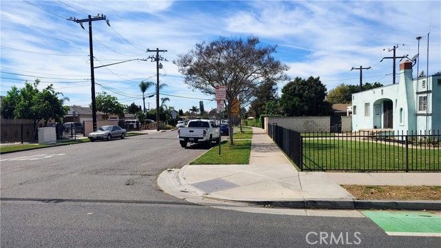 920 S Flower, Santa Ana, CA 92703