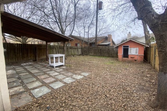 1016 Fieldwood DR B, Austin, TX 78758