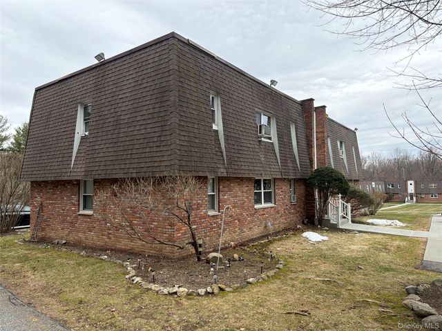 23 Crescent Drive 90, Thiells, NY 10984