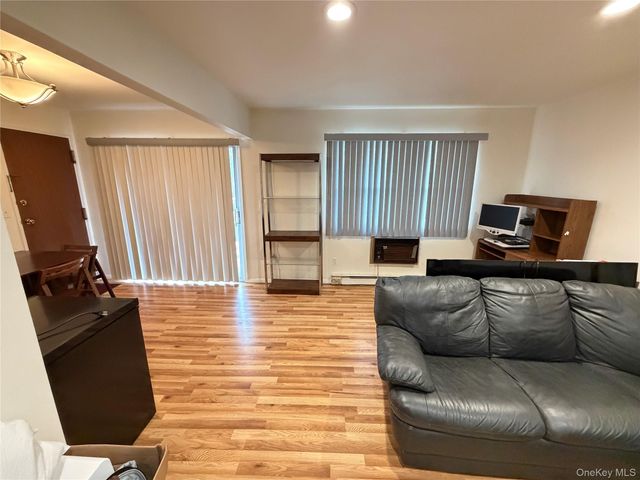 23 Crescent Drive 90, Thiells, NY 10984