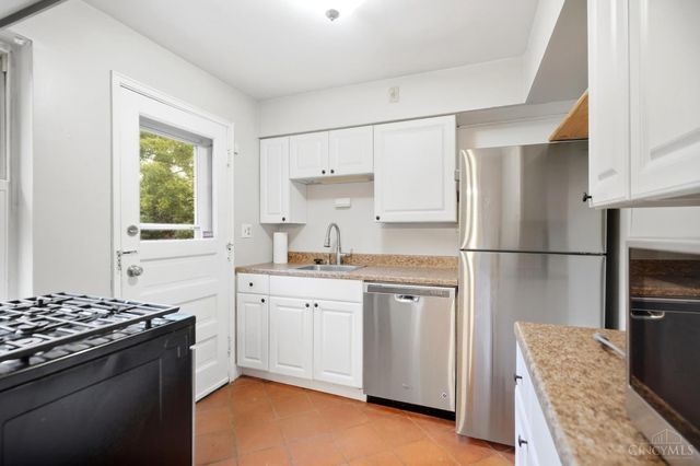 1601 Sutton Avenue, Cincinnati, OH 45230