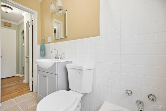 1601 Sutton Avenue, Cincinnati, OH 45230
