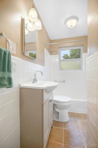 1601 Sutton Avenue, Cincinnati, OH 45230