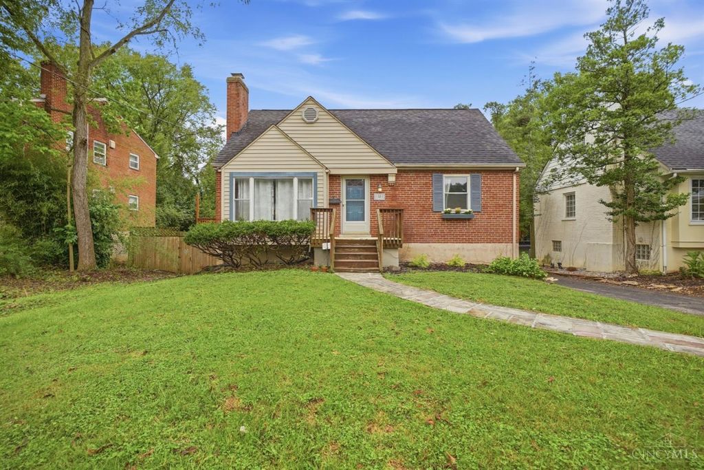 1601 Sutton Avenue, Cincinnati, OH 45230