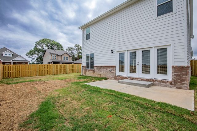 2010 Periwinkle Place, Centerton, AR 72719