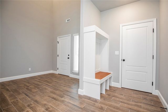 2010 Periwinkle Place, Centerton, AR 72719