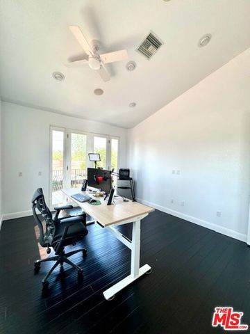 22401 Baltar Street, West Hills (los Angeles), CA 91304