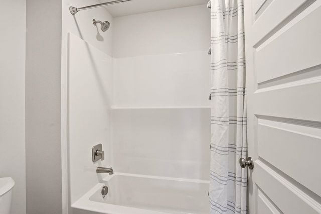 5837 S Bernard St, Spokane, WA 99224