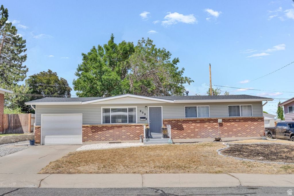609 N NELSON AVE, Tooele, UT 84074 — photo 2