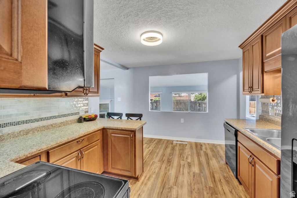 609 N NELSON AVE, Tooele, UT 84074 — photo 5