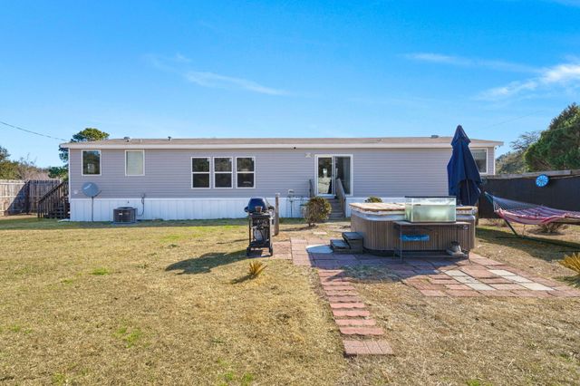 328 Rodeo Drive, Eutawville, SC 29048