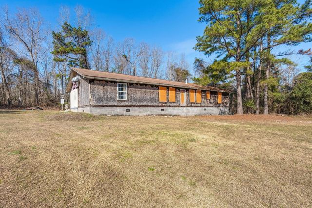 328 Rodeo Drive, Eutawville, SC 29048