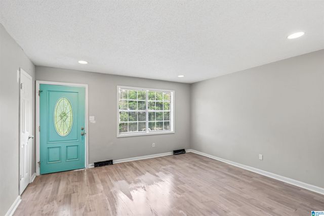 800 WHALEY ROAD, Fultondale, AL 35068