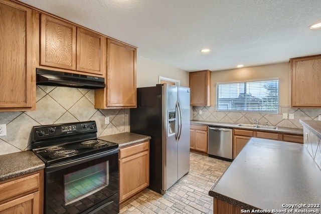 3910 MIHO, San Antonio, TX 78223