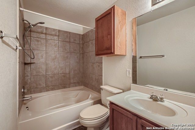 3910 MIHO, San Antonio, TX 78223
