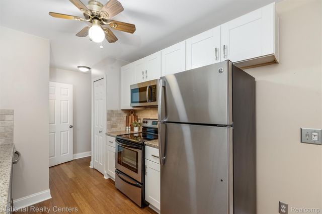 22353 PEACHTREE, Novi, MI 48375