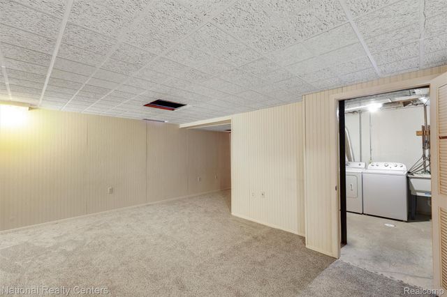 22353 PEACHTREE, Novi, MI 48375