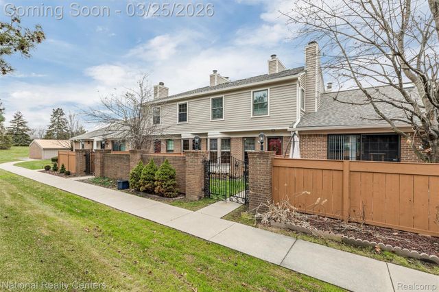 22353 PEACHTREE, Novi, MI 48375