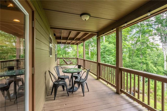 395 Packs Valley, Blue Ridge, GA 30513