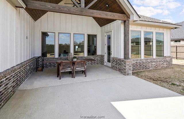 5013 Greenstone Way, Bryan, TX 77802