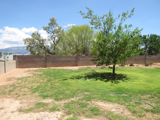 7017 Concord Hills Loop NE, Rio Rancho, NM 87144