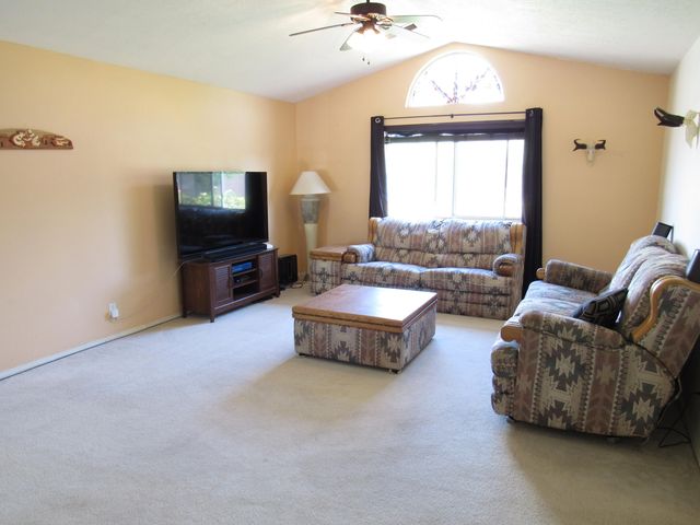 7017 Concord Hills Loop NE, Rio Rancho, NM 87144
