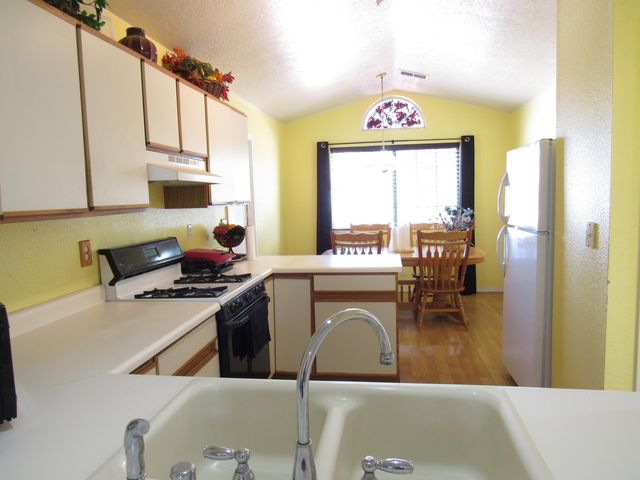 7017 Concord Hills Loop NE, Rio Rancho, NM 87144