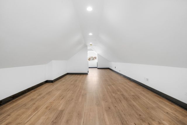 5526 S Albany Avenue, Chicago, IL 60629