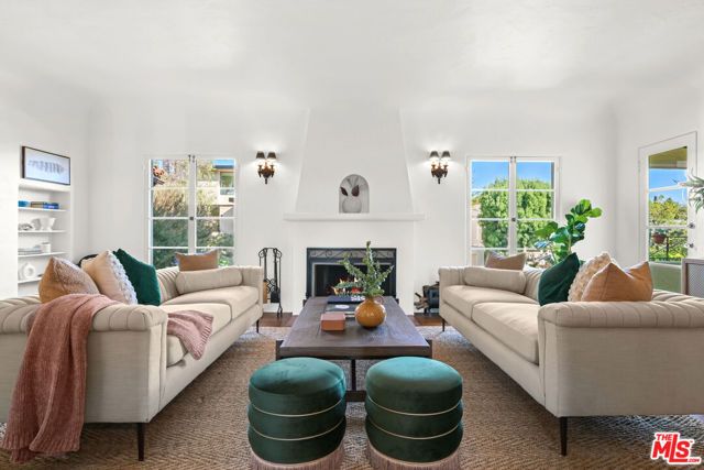 10323 Dunkirk Avenue, Los Angeles, CA 90025