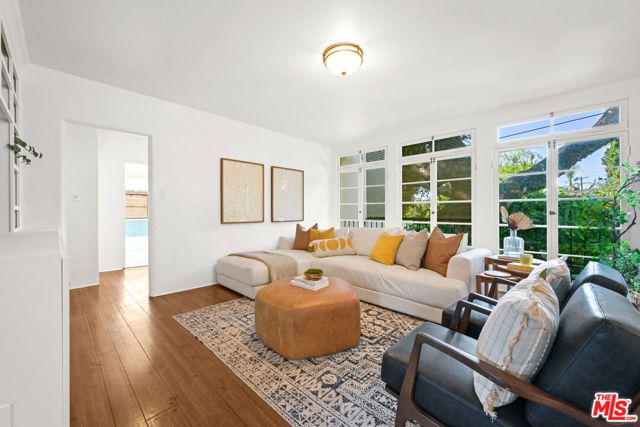 10323 Dunkirk Avenue, Los Angeles, CA 90025