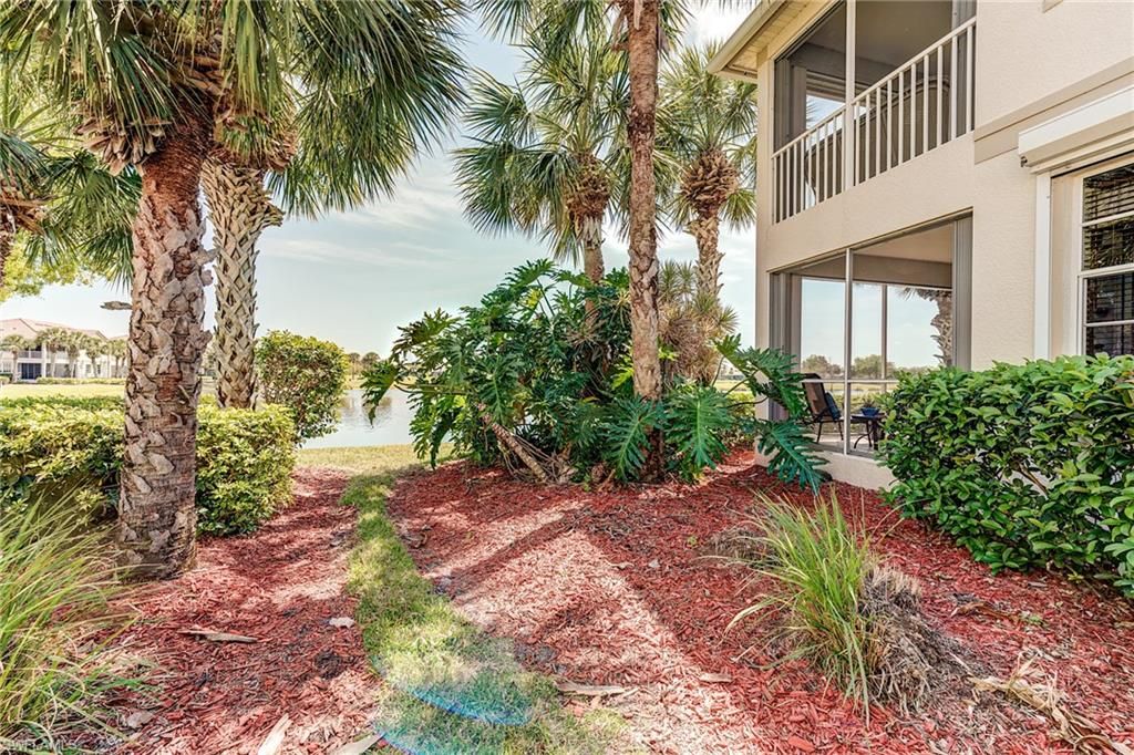 16550 Crownsbury WAY 101, FORT MYERS, FL 33908 — photo 2
