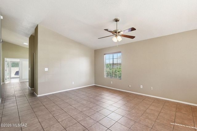 1578 W Camino Acierto, Sahuarita, AZ 85629