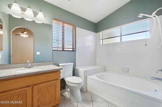 1578 W Camino Acierto, Sahuarita, AZ 85629
