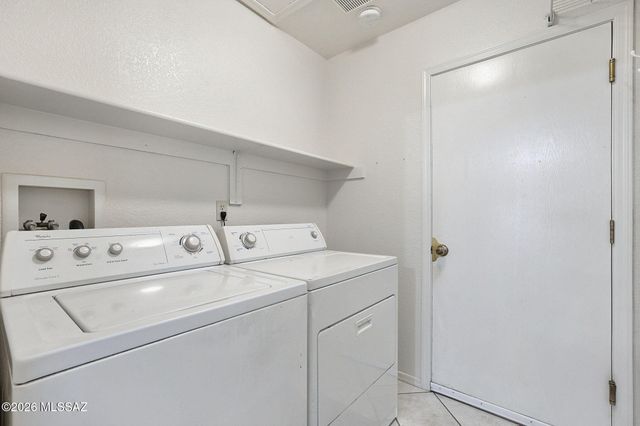 1578 W Camino Acierto, Sahuarita, AZ 85629