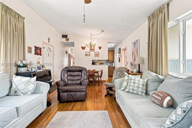 3240 SW 84th Ave, Miami, FL 33155