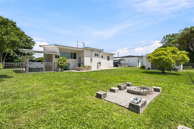 3240 SW 84th Ave, Miami, FL 33155