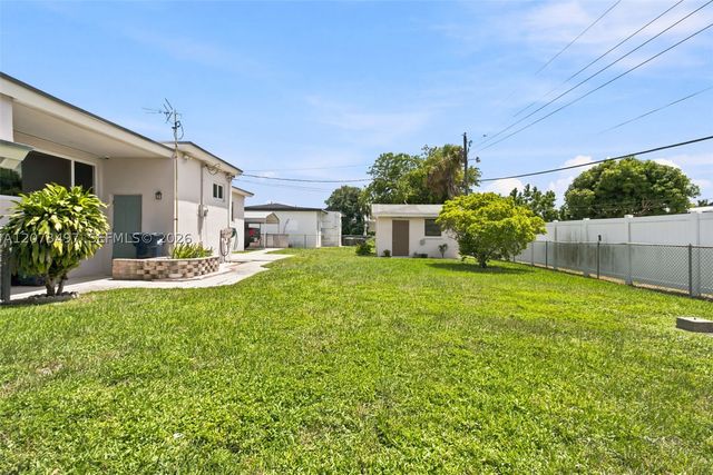 3240 SW 84th Ave, Miami, FL 33155
