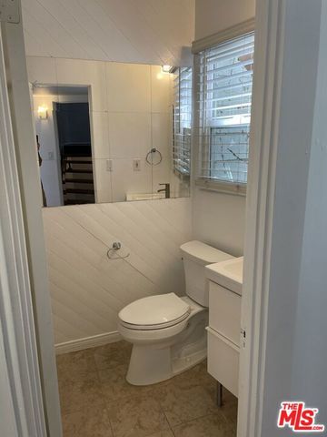 2154 N BEVERLY GLEN Boulevard, Los Angeles, CA 90077
