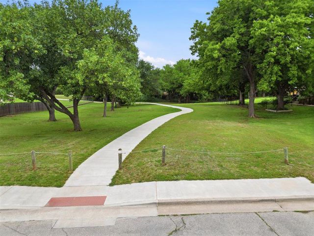 14125 Osage Drive, Edmond, OK 73013