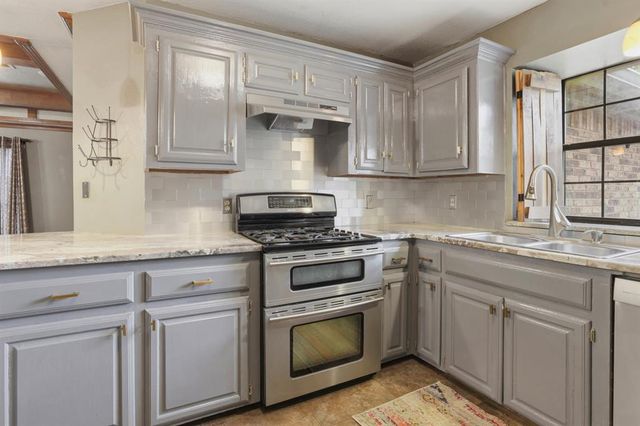 14125 Osage Drive, Edmond, OK 73013