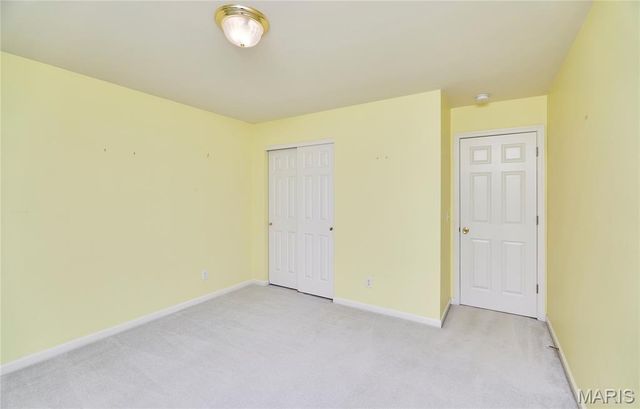 122 Westgate Drive, St Peters, MO 63376