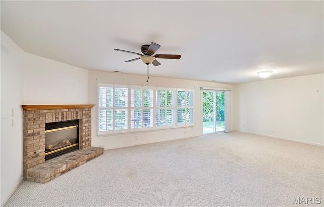 122 Westgate Drive, St Peters, MO 63376