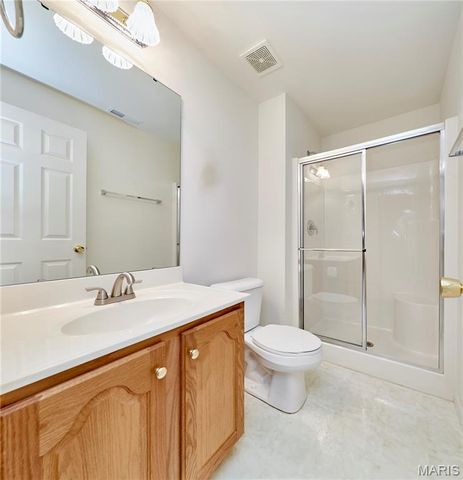 122 Westgate Drive, St Peters, MO 63376
