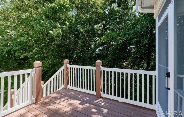 122 Westgate Drive, St Peters, MO 63376