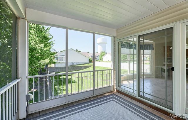 122 Westgate Drive, St Peters, MO 63376