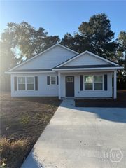 7 Helmken Street, Savannah, GA 31404