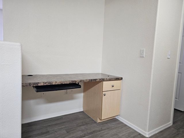 18416 N Cave Creek Road 2001, Phoenix, AZ 85032