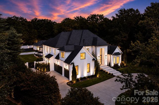 8821 Covey Rise Court, Charlotte, NC 28226